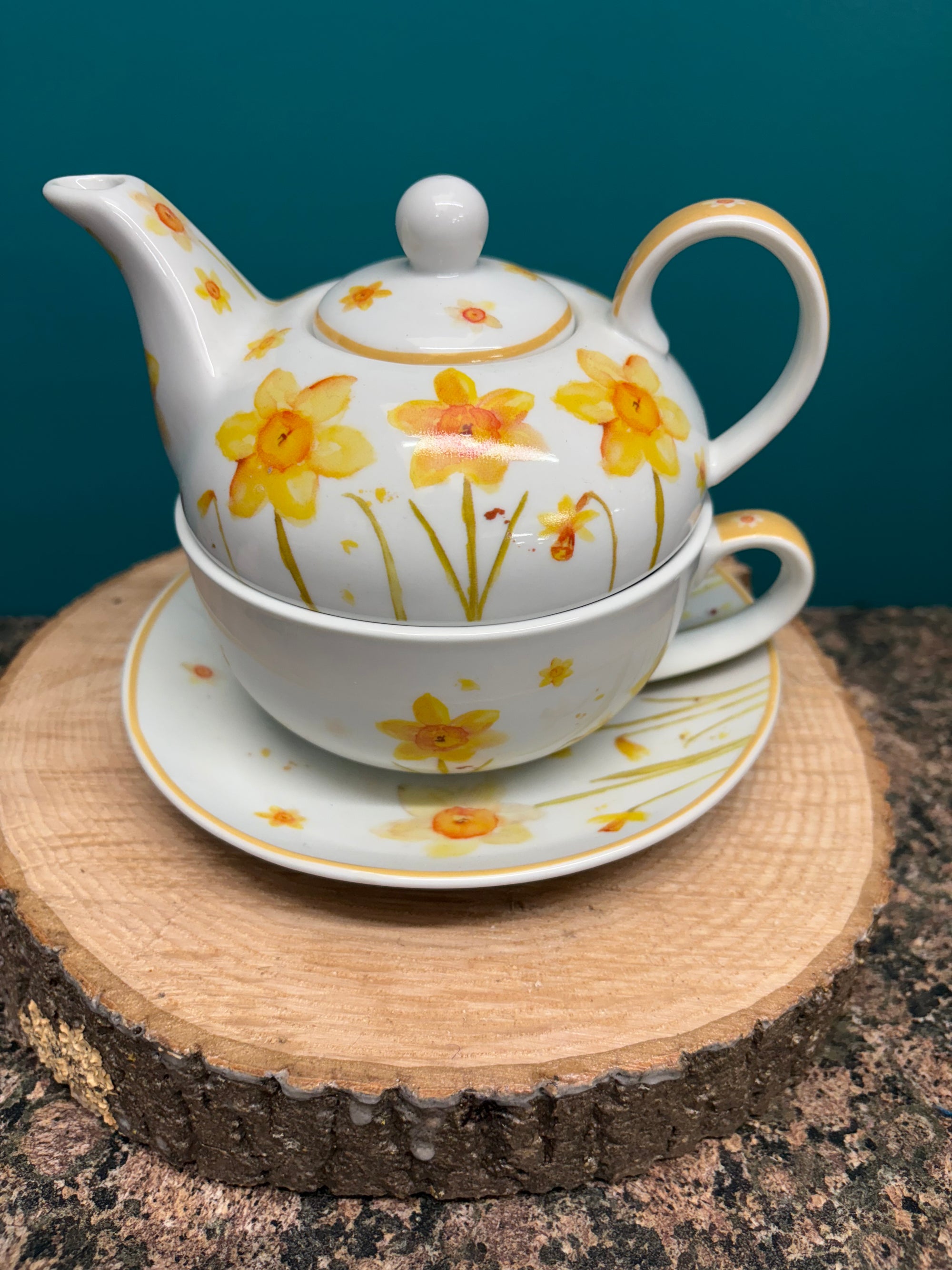 Daffodil Tea Pot & Cup